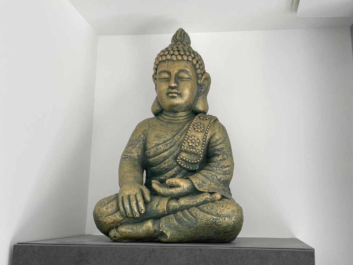 Siam Mahanakhon Appart & Spa Rieux-de-Pelleport Exterior foto